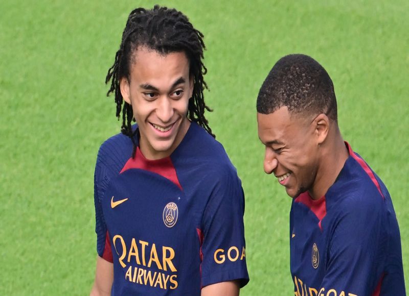 Em trai Mbappé - Một tài năng trẻ đầy hứa hẹn? 1 Em trai Mbappé - Một tài năng trẻ đầy hứa hẹn?