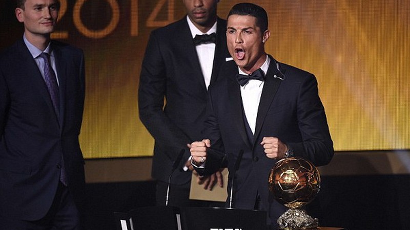 Chủ nhân giải thưởng của bóng vàng 2014 là Ronaldo