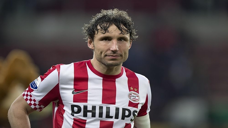 Một cái tên tài năng của Hà Lan là Mark van Bommel từng là cầu thủ của PSV Eindhoven Một cái tên tài năng của Hà Lan là Mark van Bommel từng là cầu thủ của PSV Eindhoven
