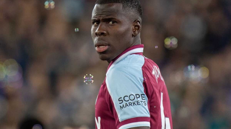 Cầu thủ Kurt Zouma - Sự nghiệp không may còn gặp nạn nhớ đời 10 Cầu thủ Kurt Zouma - Sự nghiệp không may còn gặp nạn nhớ đời