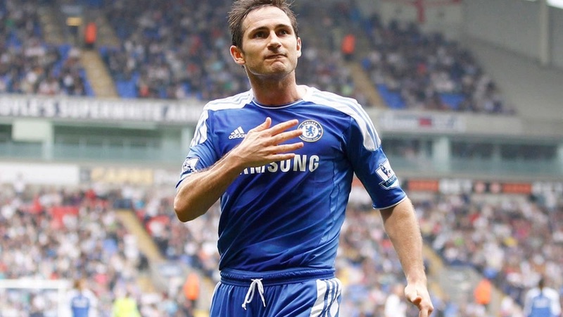 Và sau đó anh viết lên lịch sử tại Chelsea