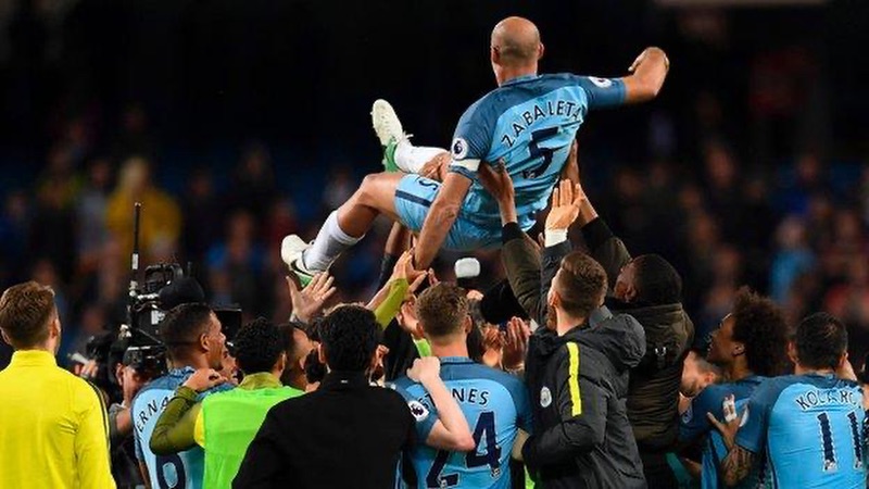 Cầu thủ Pablo Zabaleta là viên gạch tạo nên triều đại của Man City